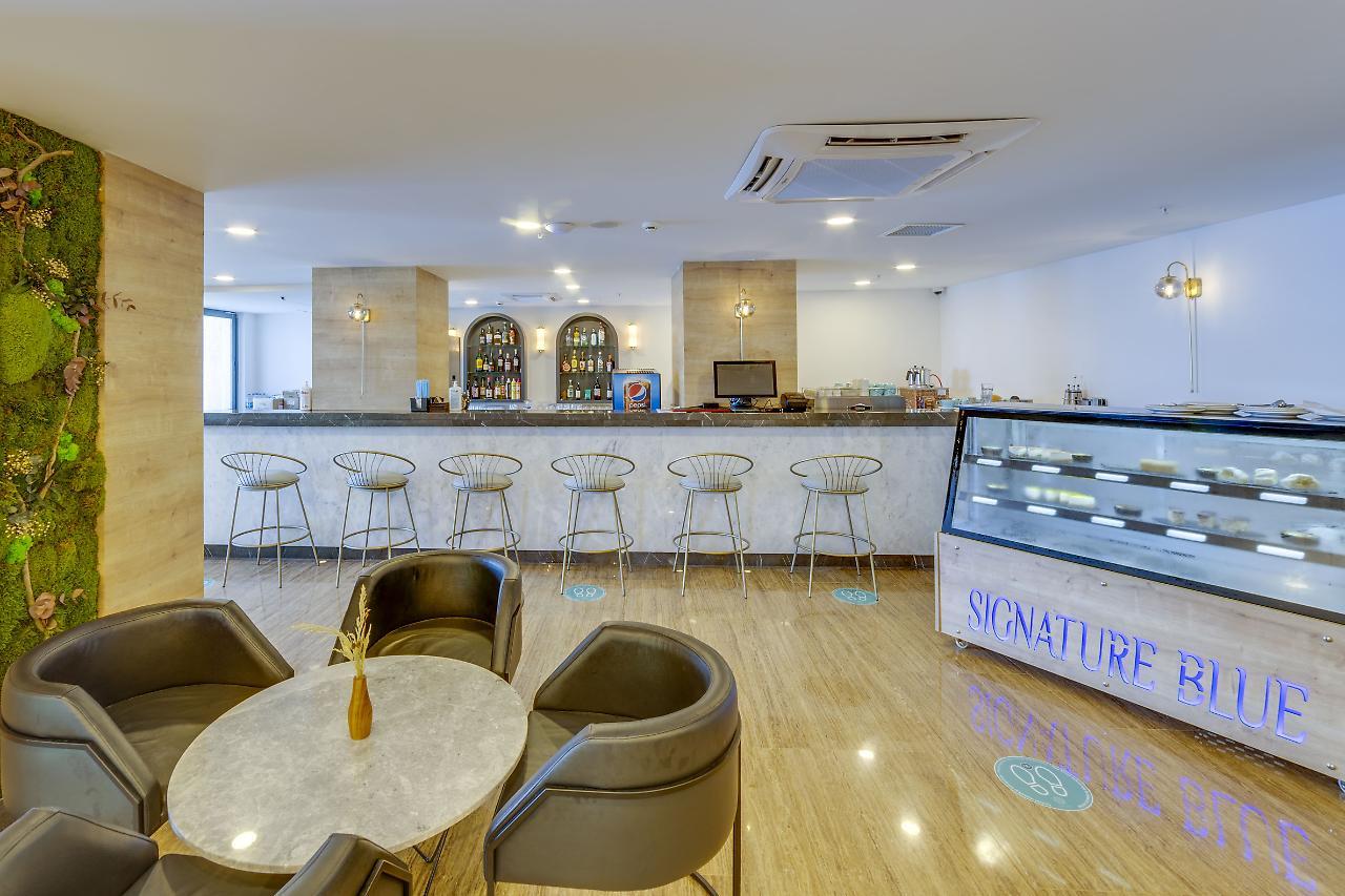 Signature Blue Resort 库萨达斯 外观 照片