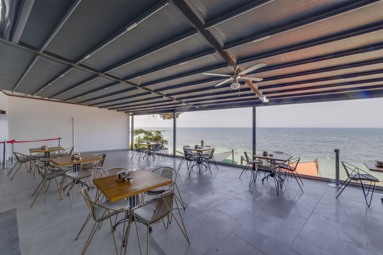 Signature Blue Resort 库萨达斯 外观 照片