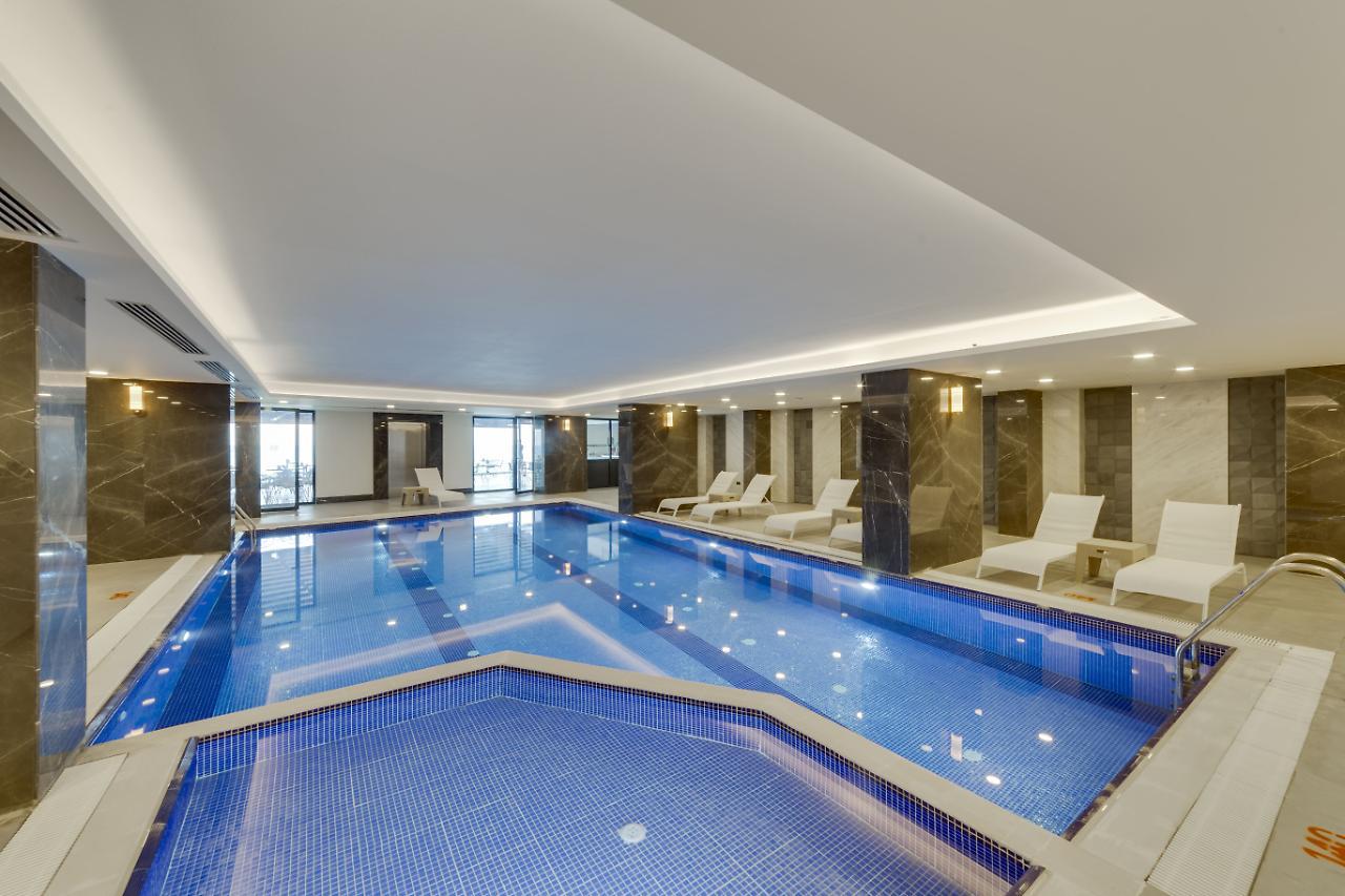Signature Blue Resort 库萨达斯 外观 照片