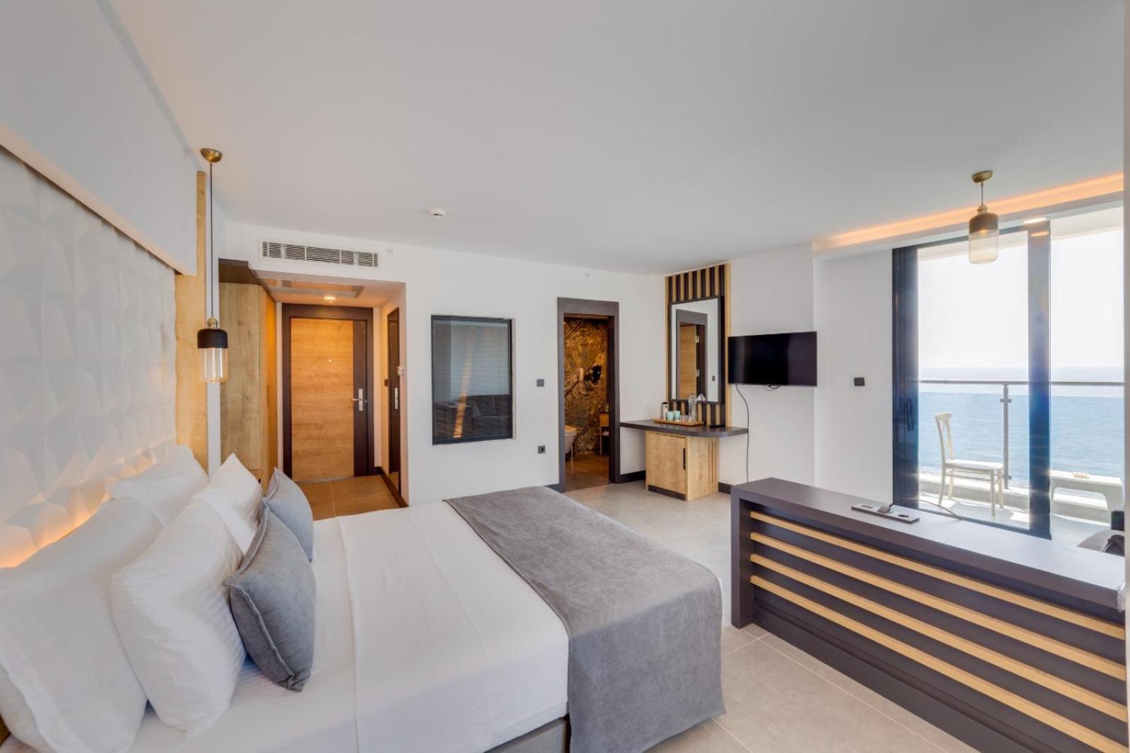 Signature Blue Resort 库萨达斯 外观 照片